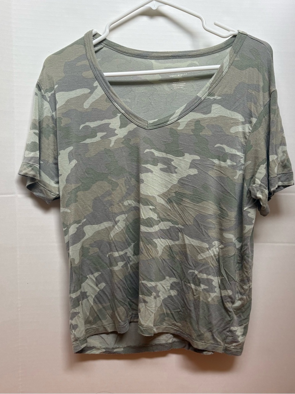 Super Soft American Eagle Camo Shirt- Size XS